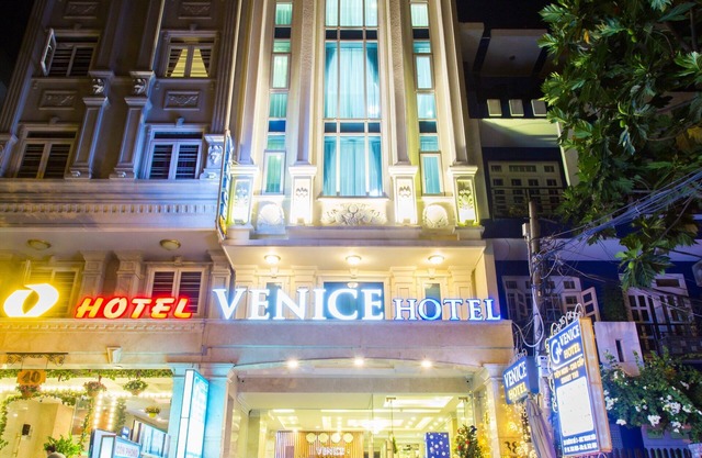 Venice Hotel