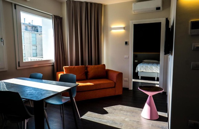 Venice Terminal Apartments & Suites