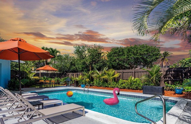 Ventur Tropical with Elite Pool & Ultimate Fun Zone