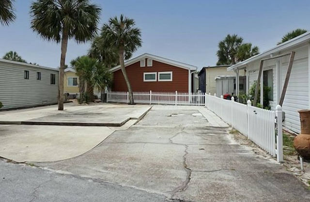 Venture Out RV Lot Accommodates up to 38FT