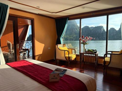 Verdure Lotus Grandeur Cruise on Ha Long Bay