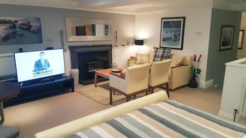 Vernon Suite