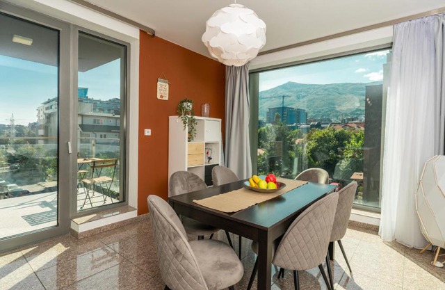 Vertigo Huge Apartment 2 Bedrooms Balcony Parking
