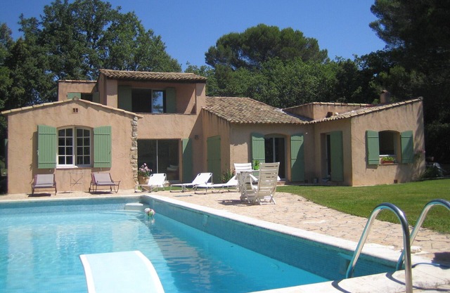 Hermosa casa con jardín orientado al sur, cerca de Aix-en-Provence