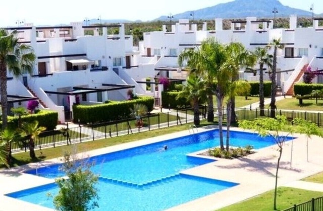 Vivienda muy confortable con piscina y aire acondicionado