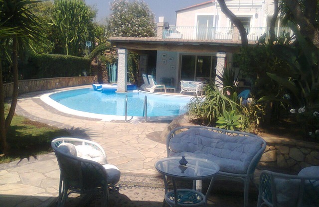 Villa "lanthana" muy acogedora y confortable de 2 plantas, independiente