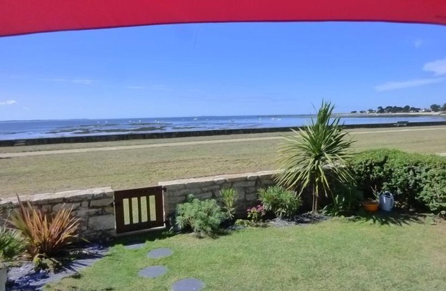 Very nice ground floor apartment with sea view