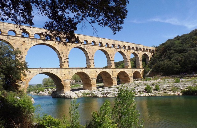 Muy buena ubicación cerca, Arles, Aviñón, Nimes, Aigues Mortes, St Remy de P