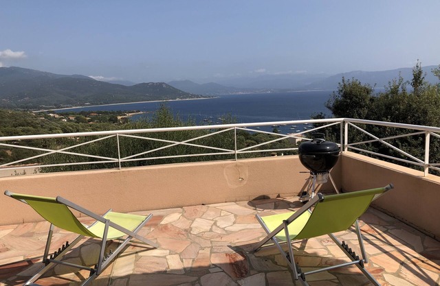 Very Pleasant Villa With a Panoramic View of the Propriano Bay