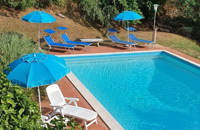 Taglia Alti, villa aislada de 4 dormitorios con piscina privada cerca de restaurantes del pueblo