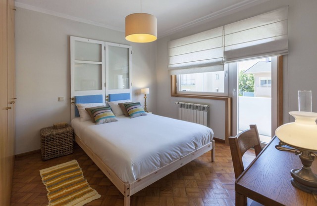Casa muy amplia y luminosa con GARAJE
