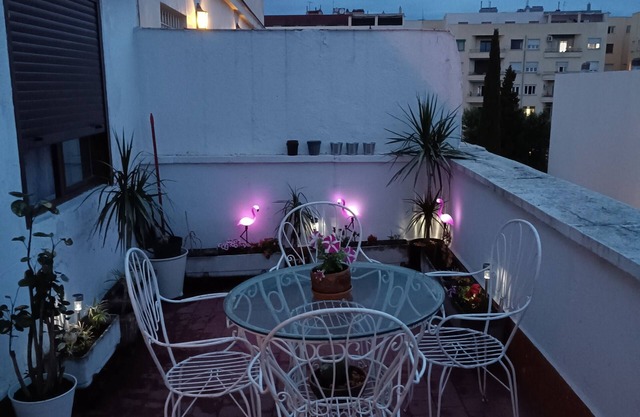 Ático muy bien comunicado