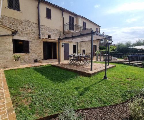 Vesionica Holiday House