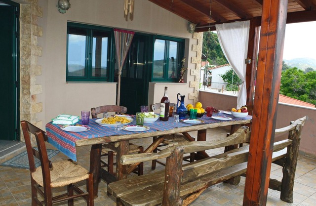 Vgorada, casa cretense en la naturaleza