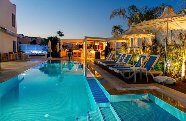 Via Farilya Hotel