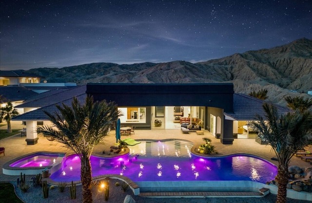Via Las Palmas Dream! 5 Acres, Infinity Pool
