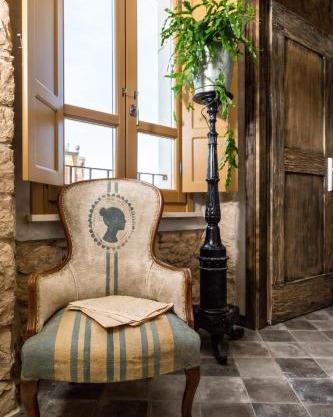 Via Roma Charming Rooms