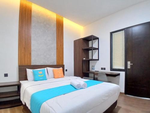 Vibes Djanti Residence Yogyakarta By Sans Hotel