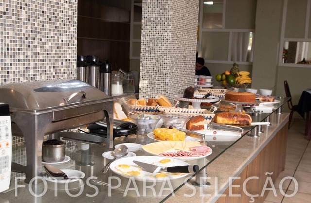 Victoria Plaza Hotel