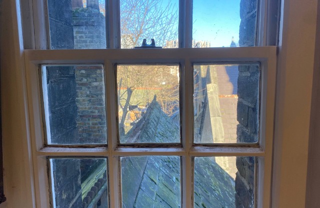 Victorian Building - Sleeps 5 - Pet Friendly
