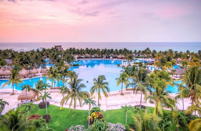 Mayan Palace Riviera Maya / Playa del Carmen México de un dormitorio para 4 adultos / 2 niños