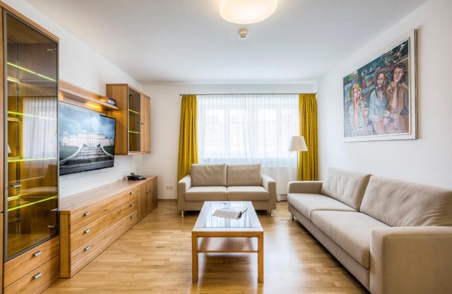 Vienna Grand Apartments City
