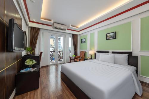Viet Hotel & Travel