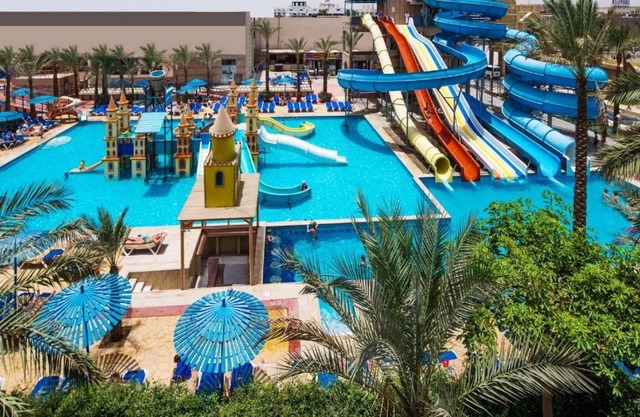 View aqua Resort &Aqua Park - Studios and suites inside mirage bay aqua Park