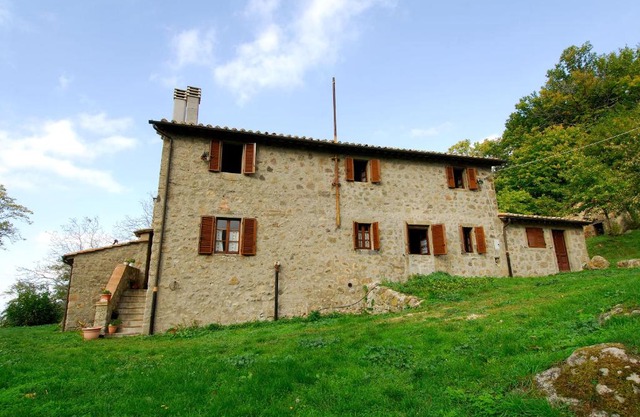View of Monte Amiata for 3 guests Agriturismo La Piaggia - Vivo dOrcia