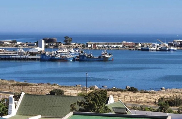 View on the Bay 7 Pinta Crescent