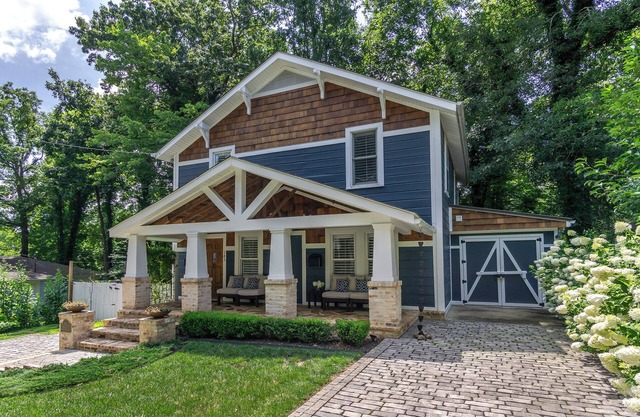 View Street Retreat | Pet Friendly, Fenced Yard, Walk to Town!