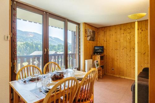 View Sur Arly E10 - Happy Rentals