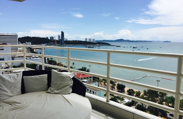 View Talay 6 Condominium by Honey