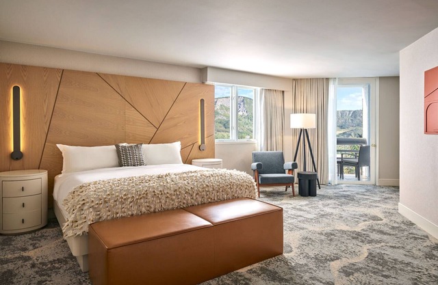 Viewline Resorts Snowmass, Autograph Collection- 2 Bedroom Penthouse