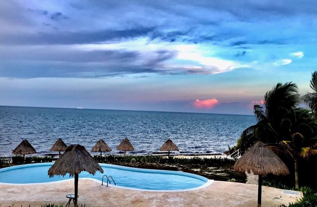 Fin de verano especial! Solo - $ 2,000 / semana Vistas, Vistas, Vistas !!