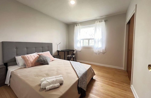 vihome-Jefferson Richmond Hill near Yonge St