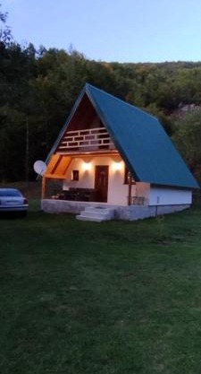 Vikendica Izvor