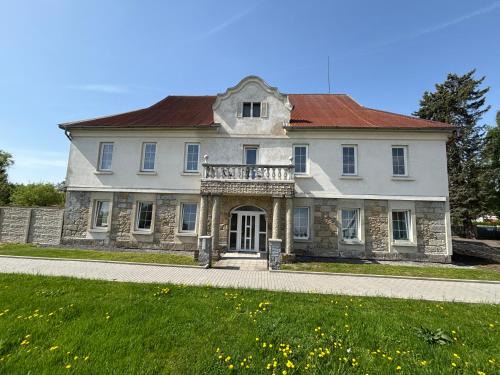 Vila Bílý Jelen apartments 2