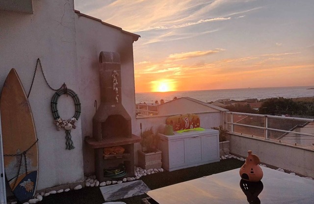Vila Chã beach apartment / terraza, 2/4 personas, sea vistas / barbacoa / snooker table.