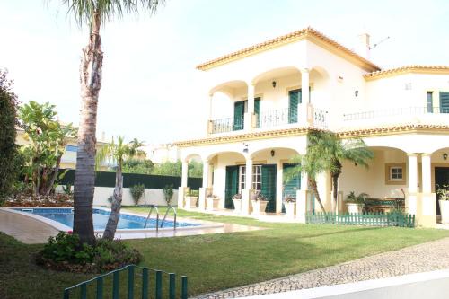 Vila Montechoro