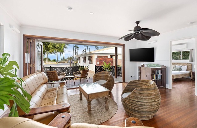 Vila Paus Dua - Beachfront Hervey Bay