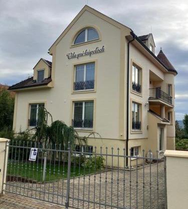 Vila pri kúpeľoch