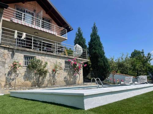Vila sa bazenom Lily
