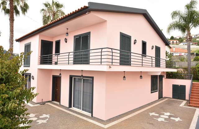 Vila Santana (Viviendo con Glamour)