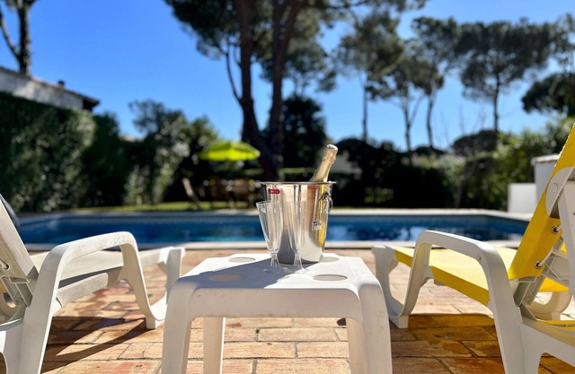 Vilamoura Ocean Villa With Pool