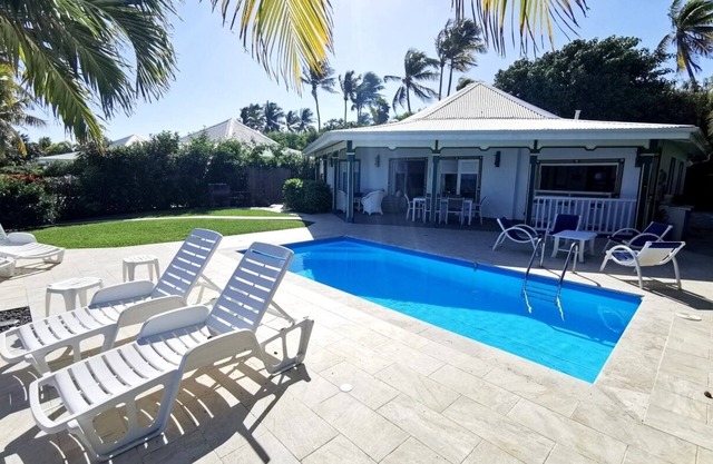 Villa à Saint-François G132A 3 ch piscine vue mer