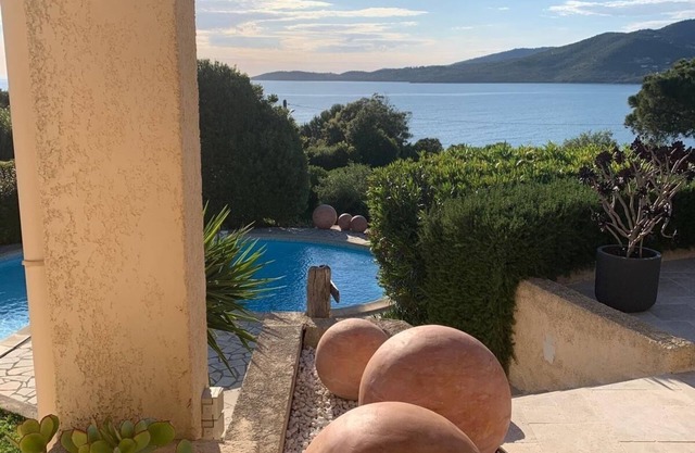 Villa 150 metres from the sea - 10% off in September