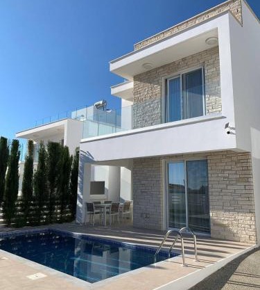 Villa 2 Golden View
