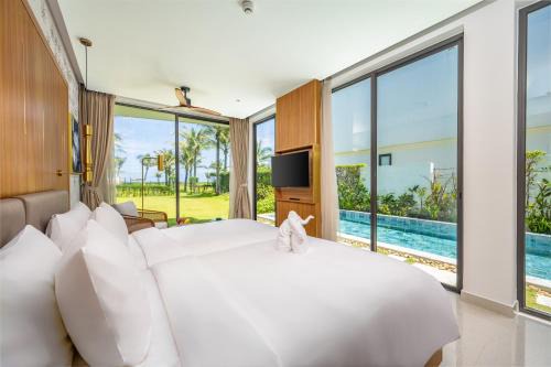 Villa 3 bedrooms beachfront in 5 star resort
