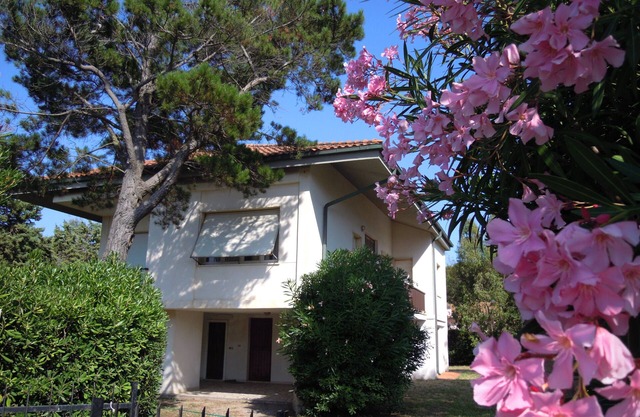 Villa 50 metros de la playa Giannella, jardín privado grande